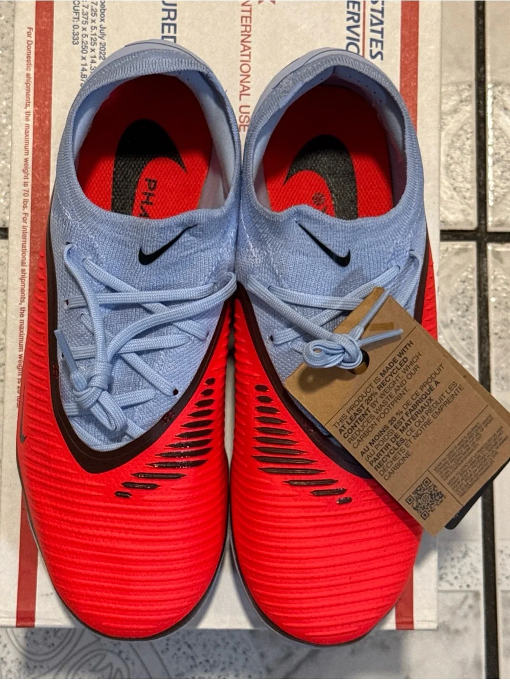 New Nike Jr. Phantom 6 Low Pro MG Soccer Cleats Big Kids Size 6Y HM9204-400
